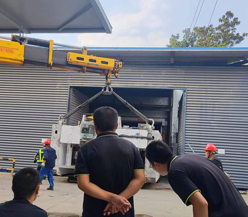 精密设备吊装